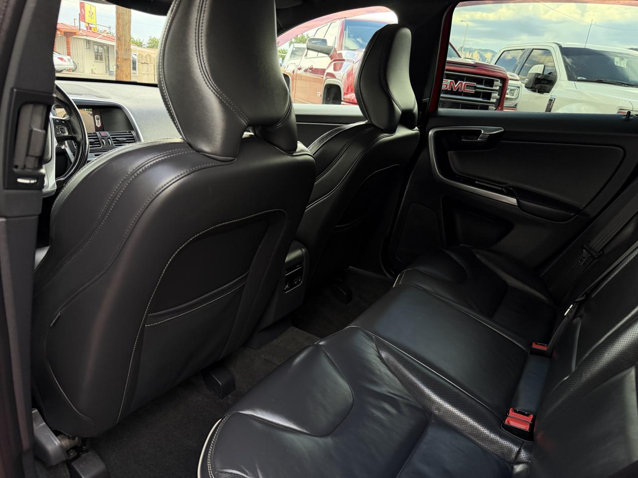 Volvo XC60 T6 AWD R-Design 2017