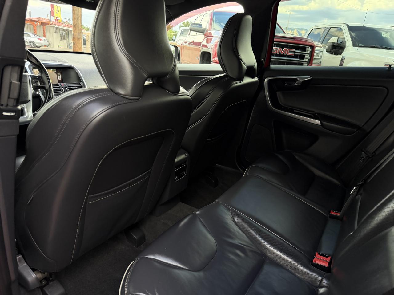 Volvo XC60 T6 AWD R-Design 2017