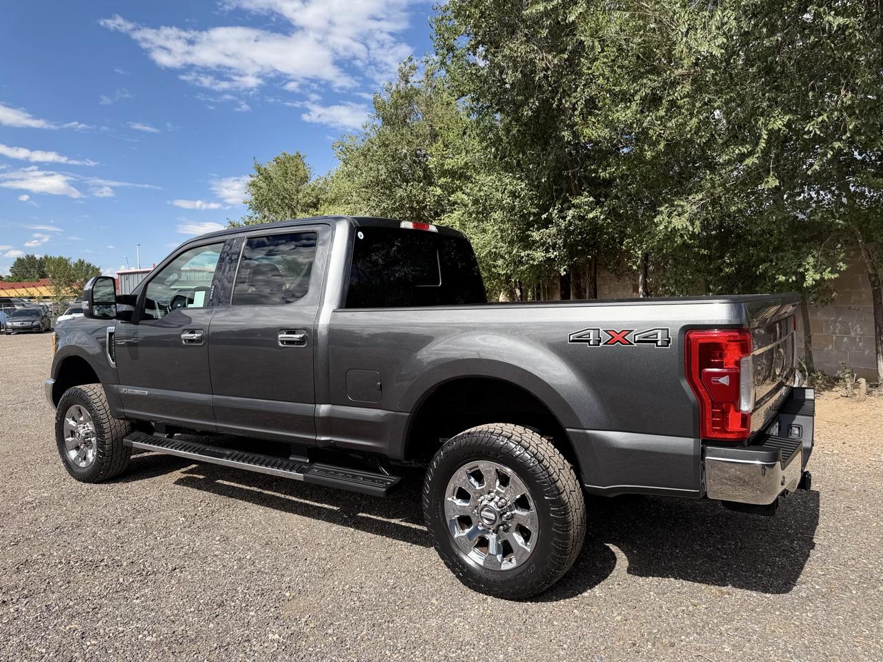 Ford Super Duty F-250 SRW Lariat 4WD SuperCab 6.75' Box 2017