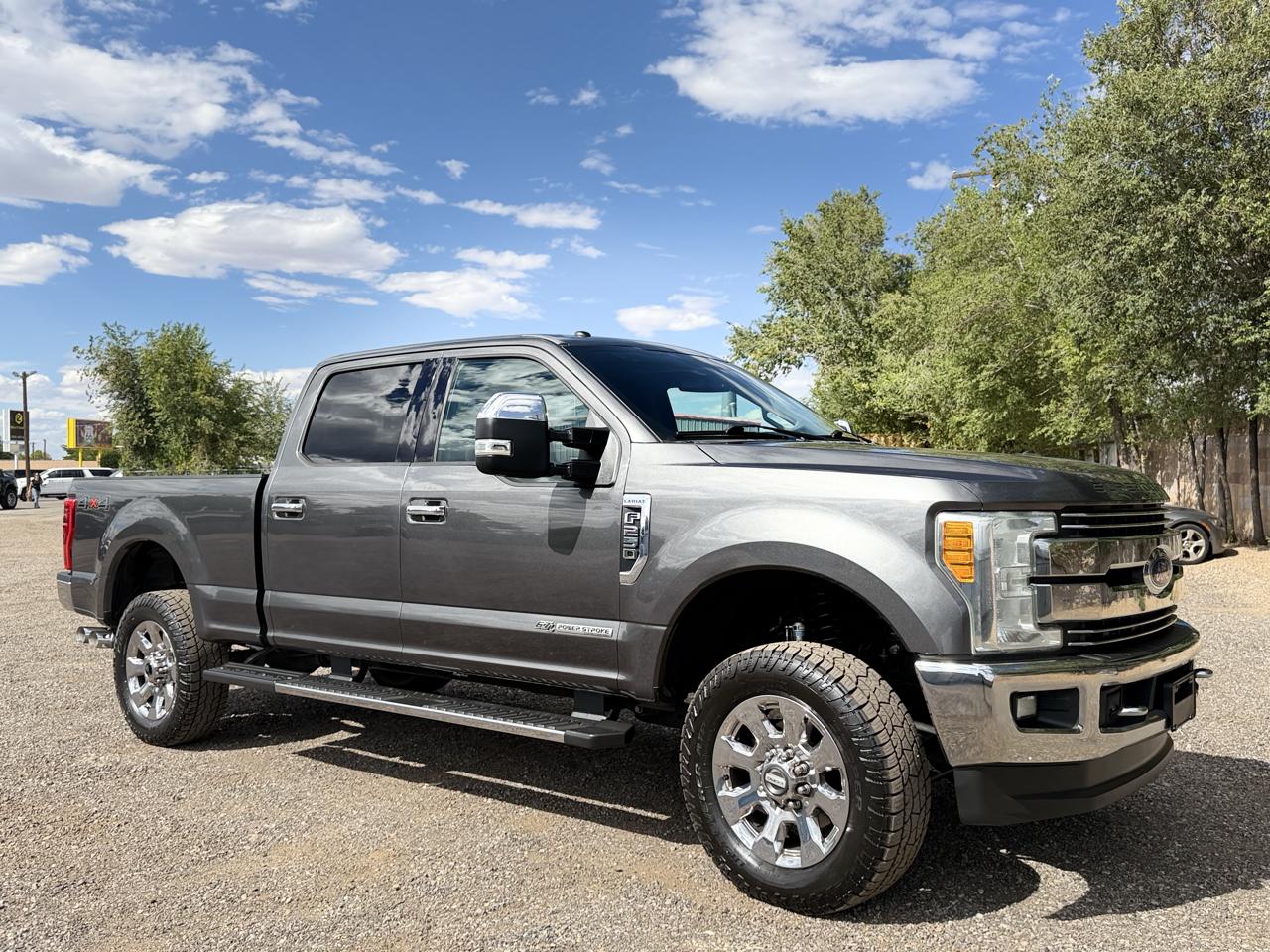 Ford Super Duty F-250 SRW Lariat 4WD SuperCab 6.75' Box 2017