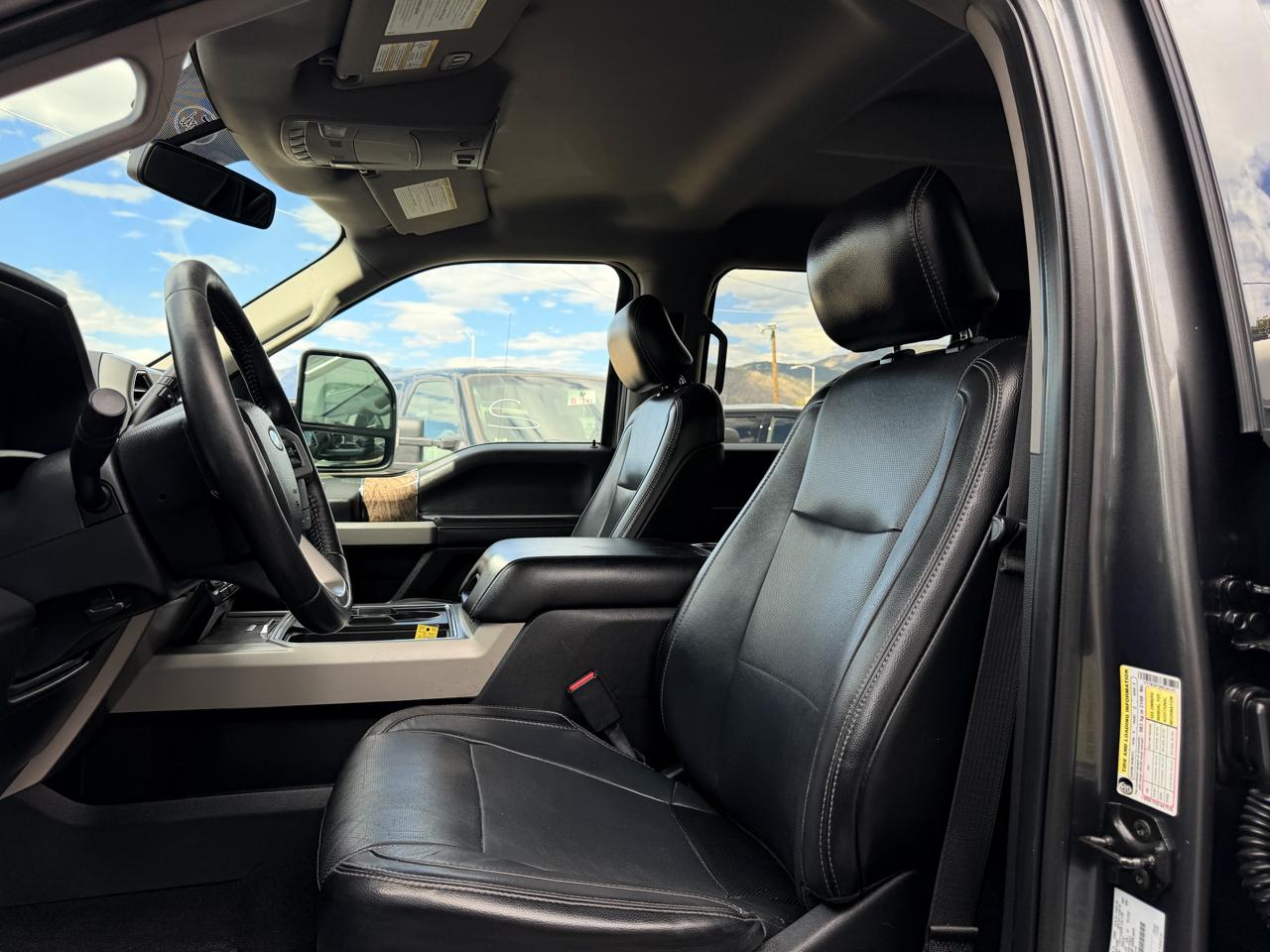 Ford Super Duty F-250 SRW Lariat 4WD SuperCab 6.75' Box 2017