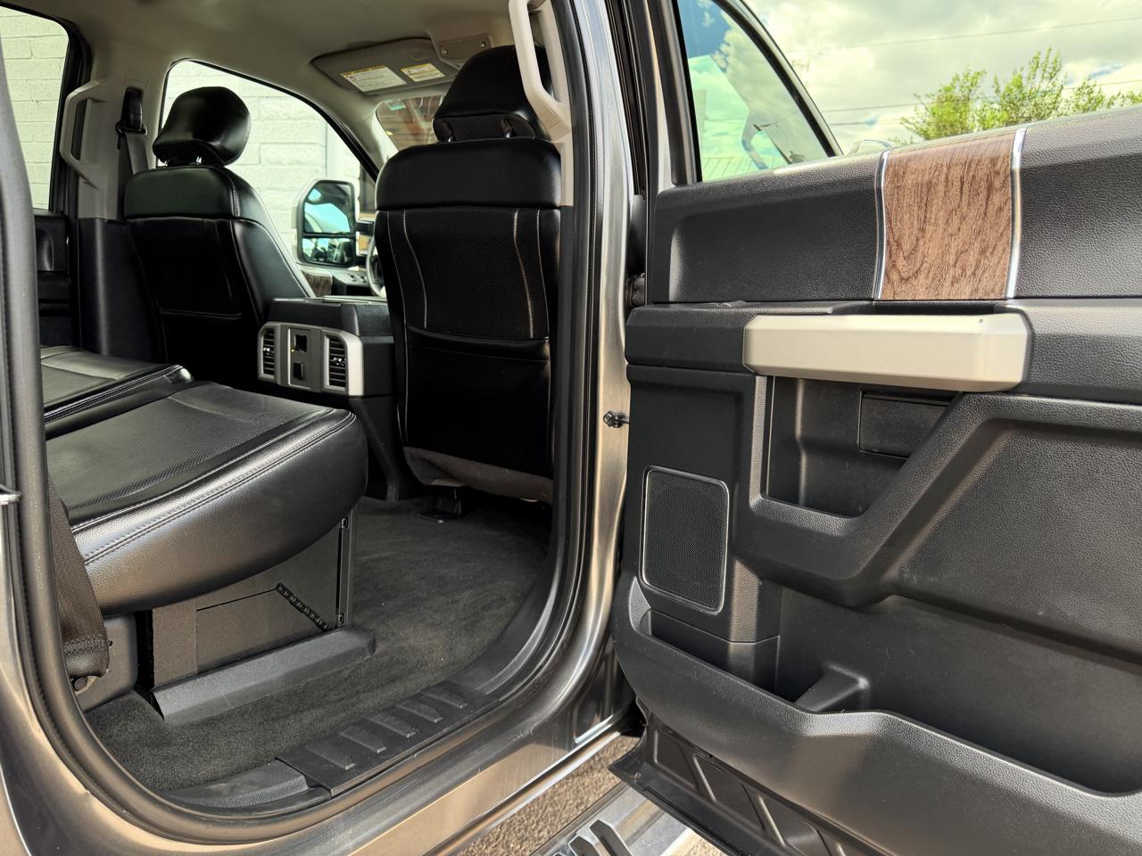 Ford Super Duty F-250 SRW Lariat 4WD SuperCab 6.75' Box 2017