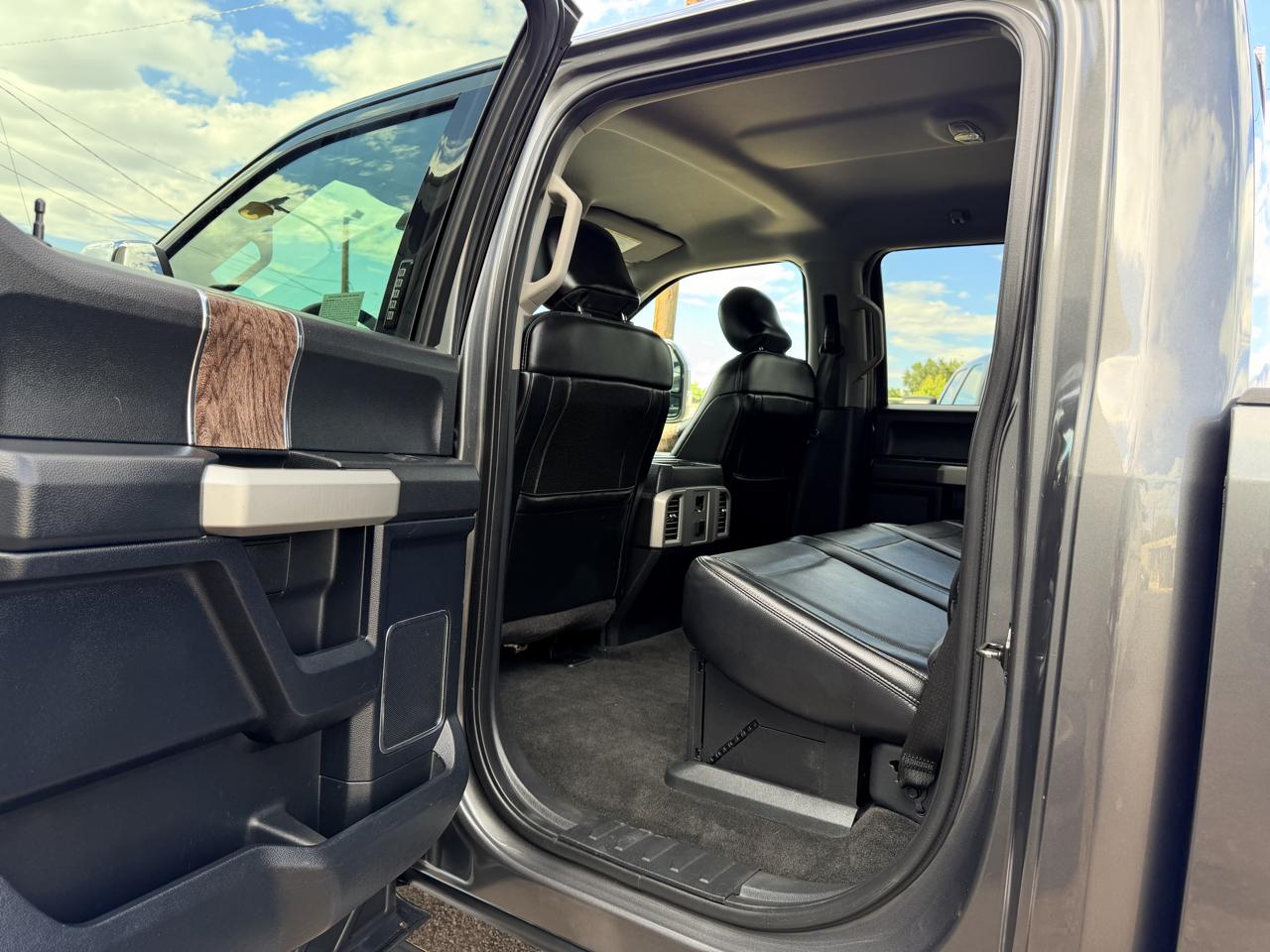 Ford Super Duty F-250 SRW Lariat 4WD SuperCab 6.75' Box 2017