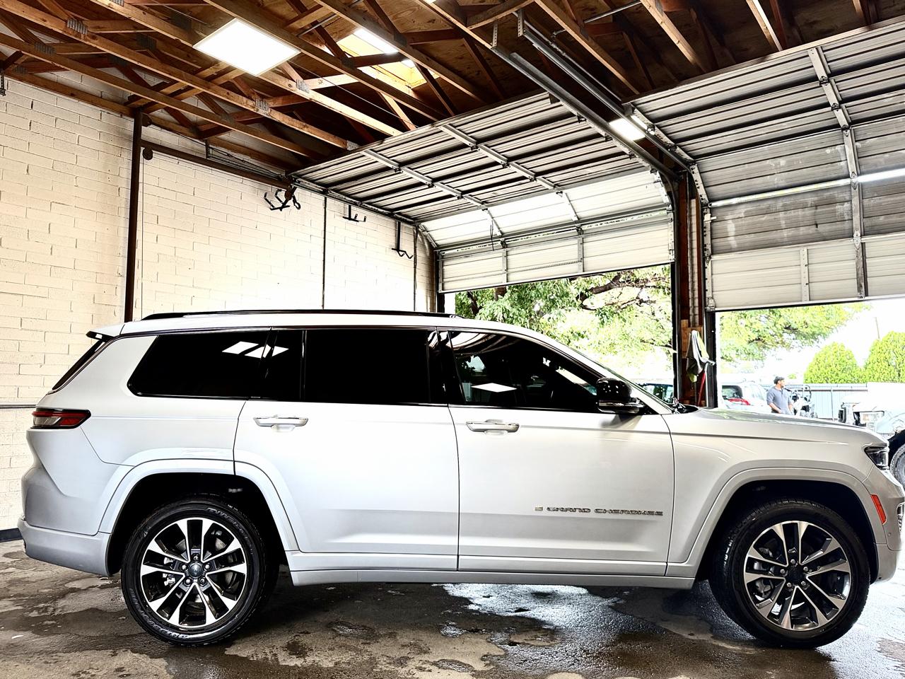 Jeep Grand Cherokee L photo 8