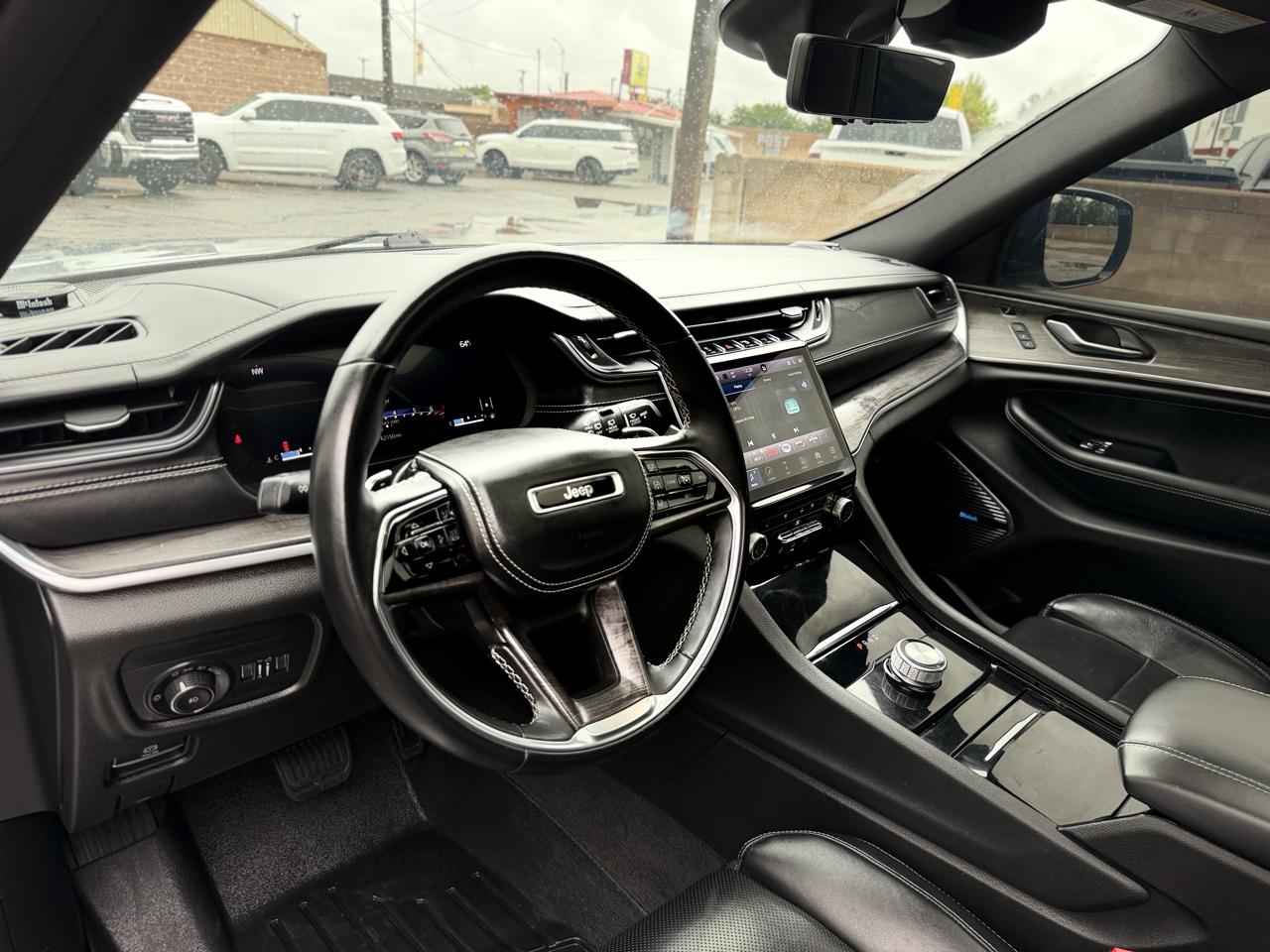 Jeep Grand Cherokee L photo 17