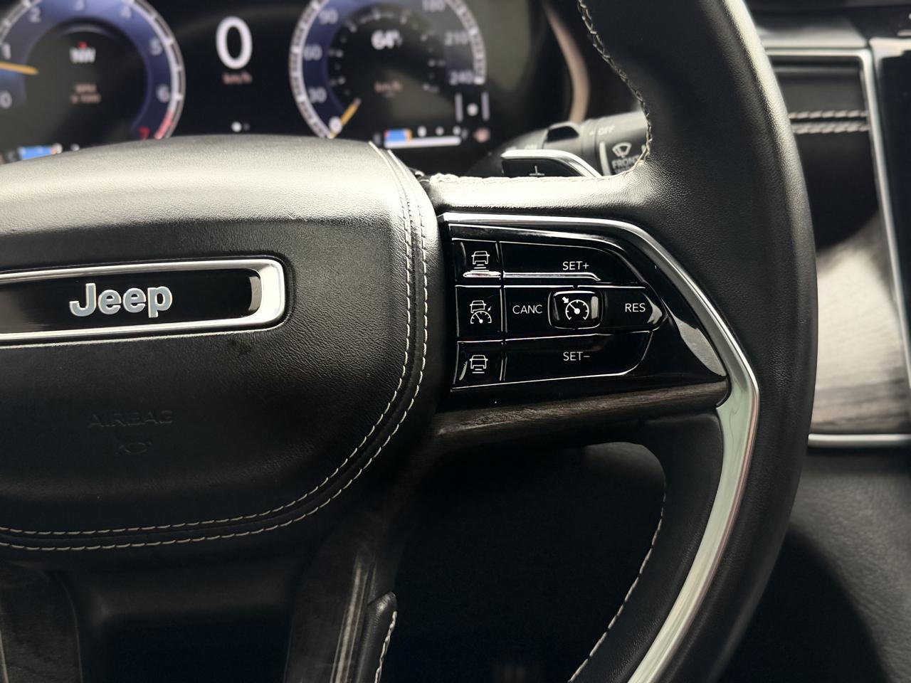 Jeep Grand Cherokee L photo 31