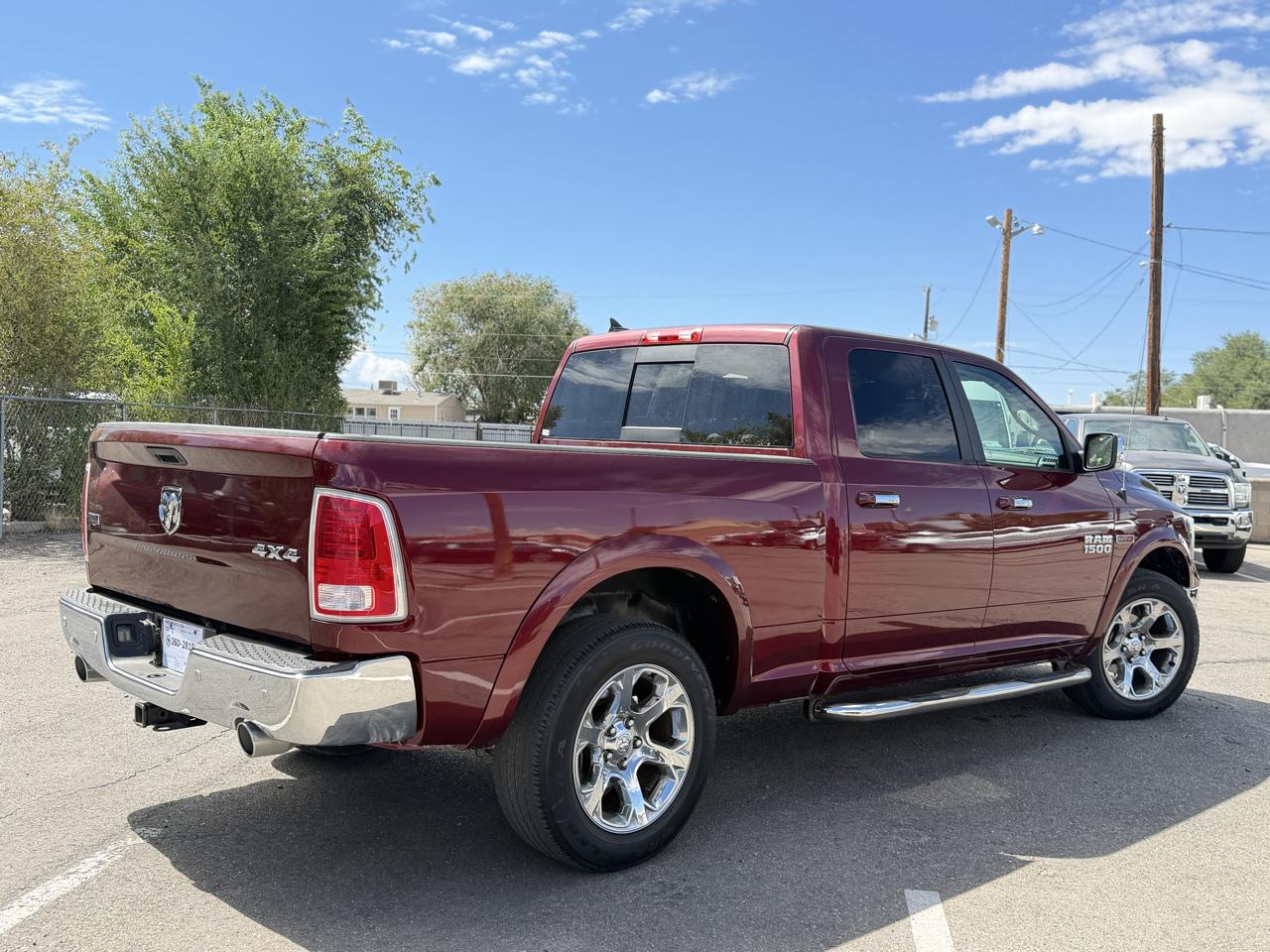 RAM 1500 Laramie 4x4 Crew Cab 6'4" Box 2018