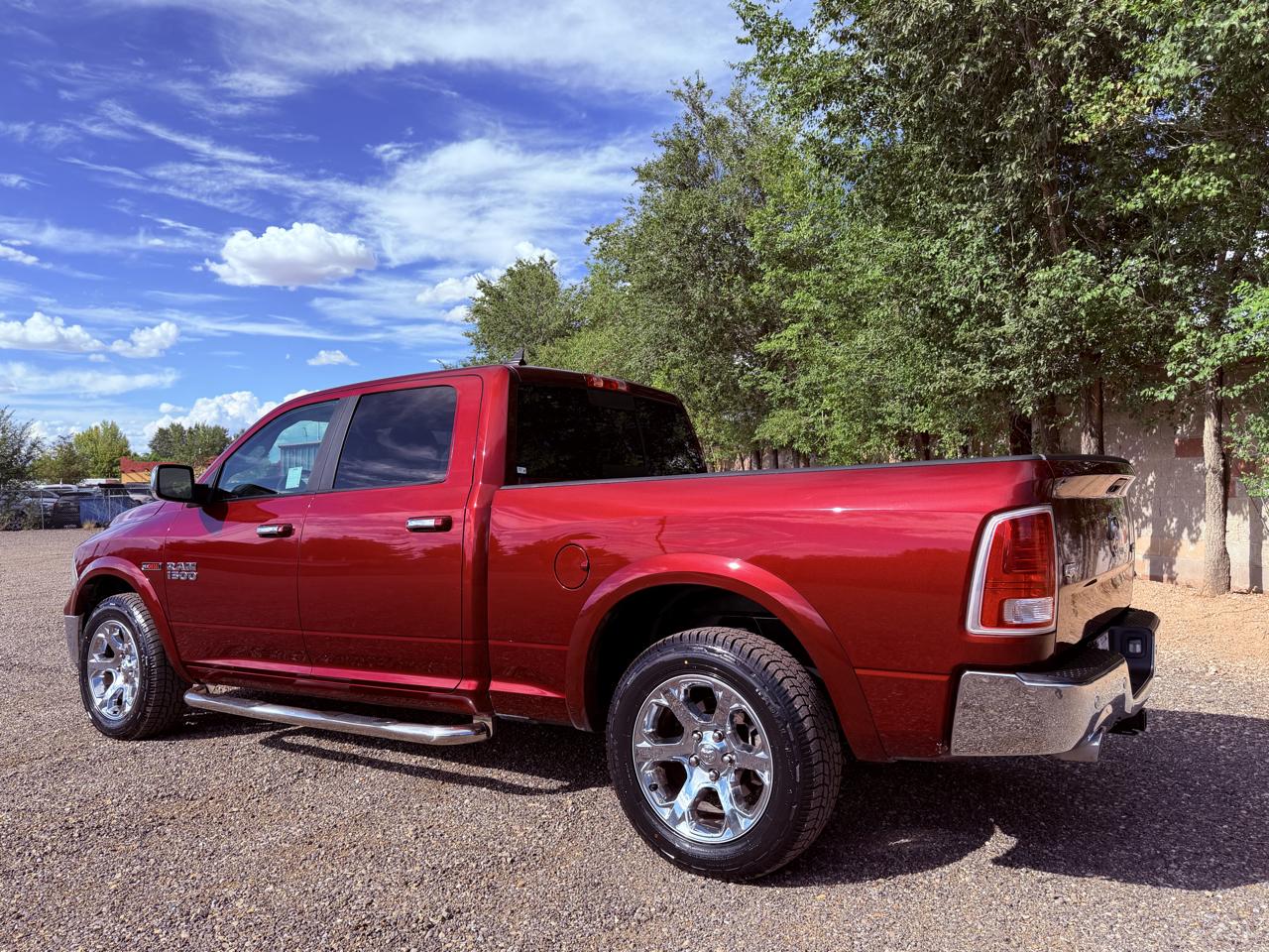 RAM 1500 Laramie 4x4 Crew Cab 6'4" Box 2018