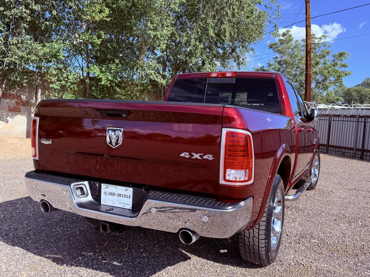 RAM 1500 Laramie 4x4 Crew Cab 6'4" Box 2018