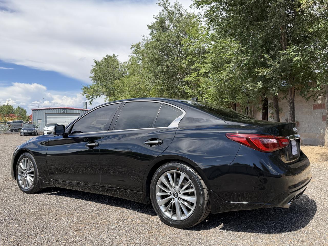 Infiniti Q50 LUXE RWD 2023
