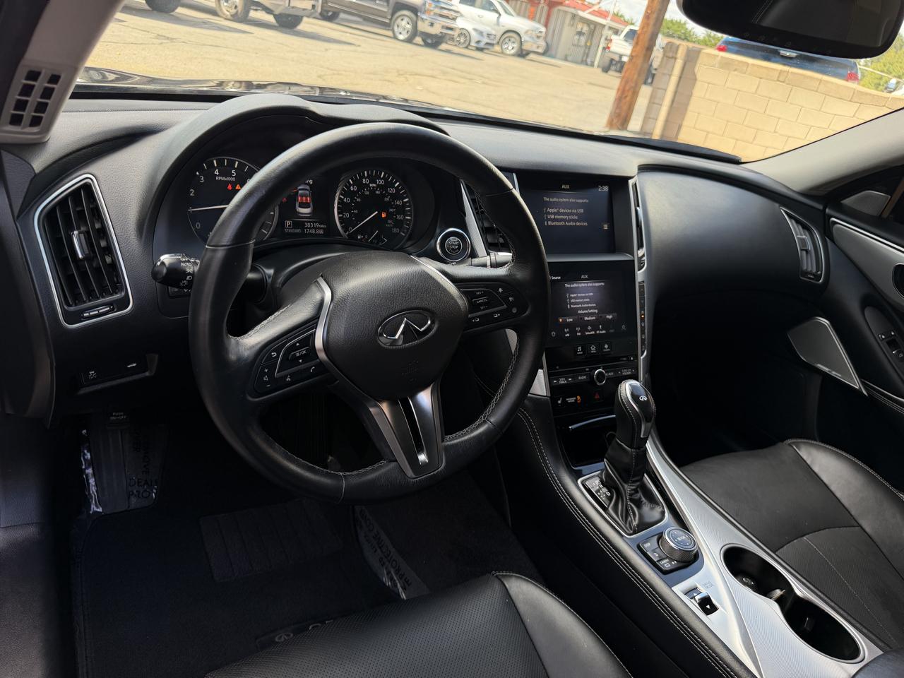 Infiniti Q50 LUXE RWD 2023