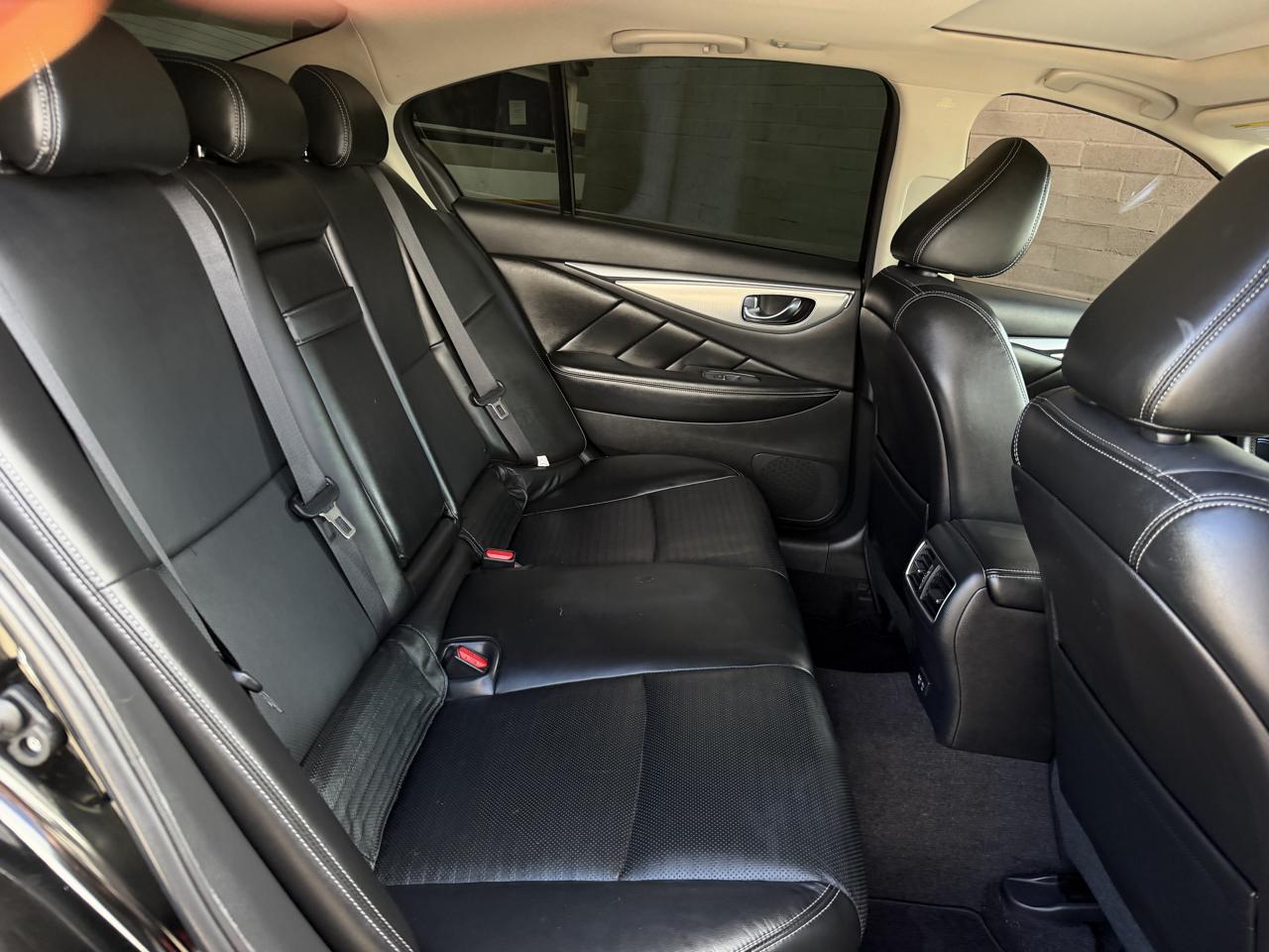 Infiniti Q50 LUXE RWD 2023