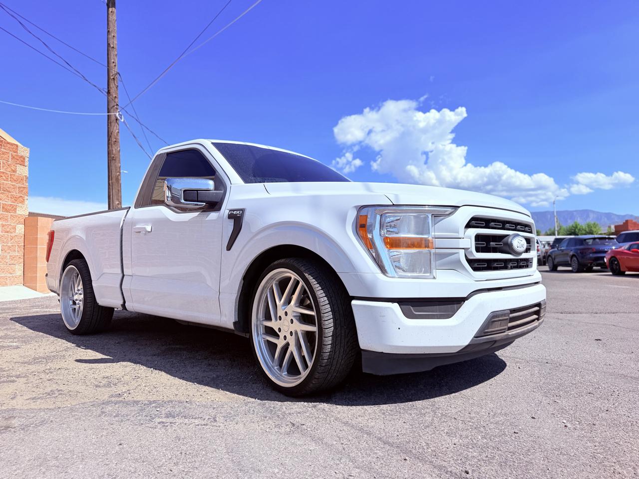 Ford F-150 XLT 2WD Reg Cab 8' Box 2021