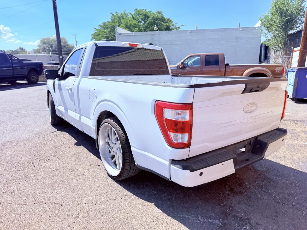 Ford F-150 XLT 2WD Reg Cab 8' Box 2021
