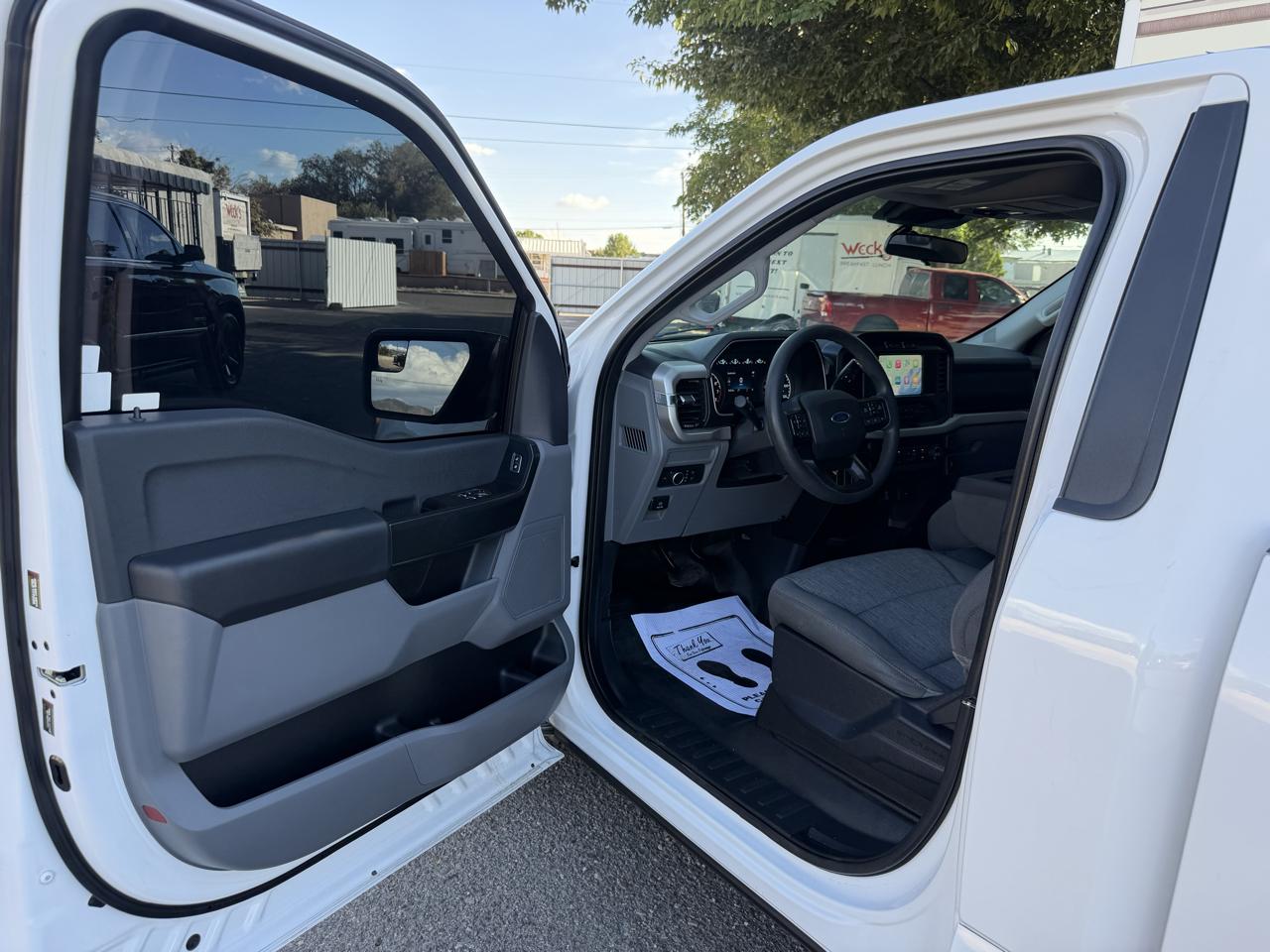 Ford F-150 XLT 2WD Reg Cab 8' Box 2021