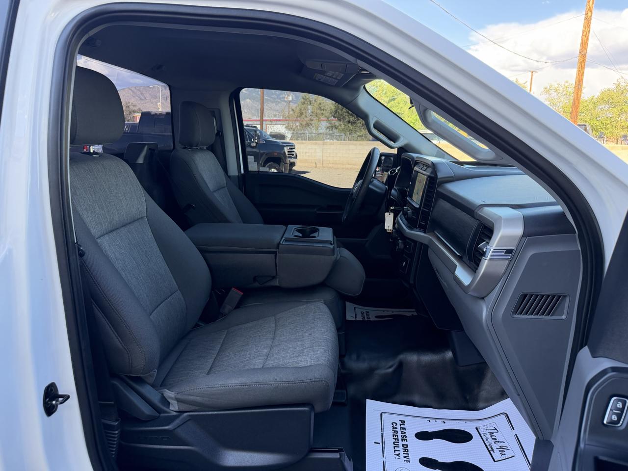 Ford F-150 XLT 2WD Reg Cab 8' Box 2021