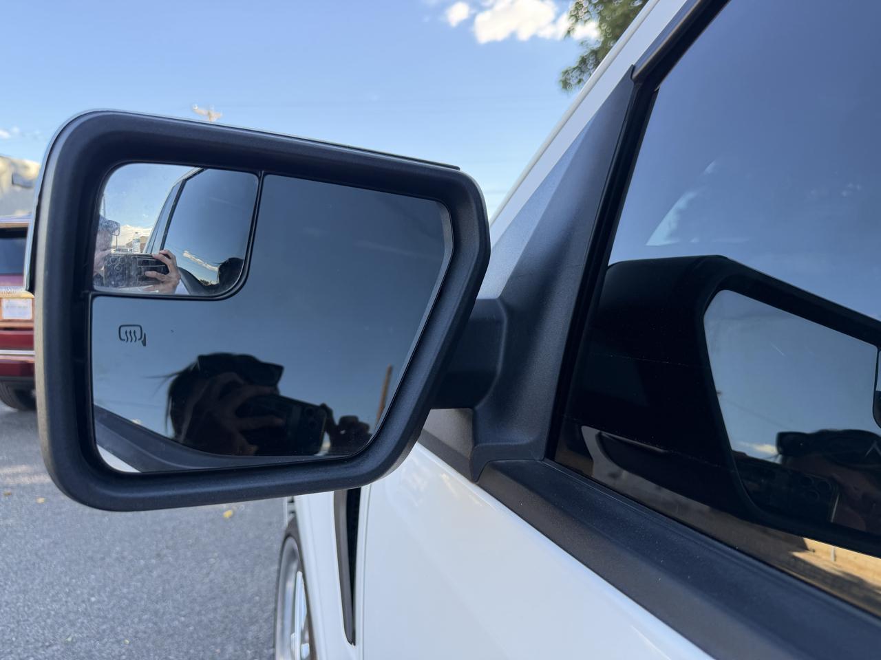 Ford F-150 XLT 2WD Reg Cab 8' Box 2021