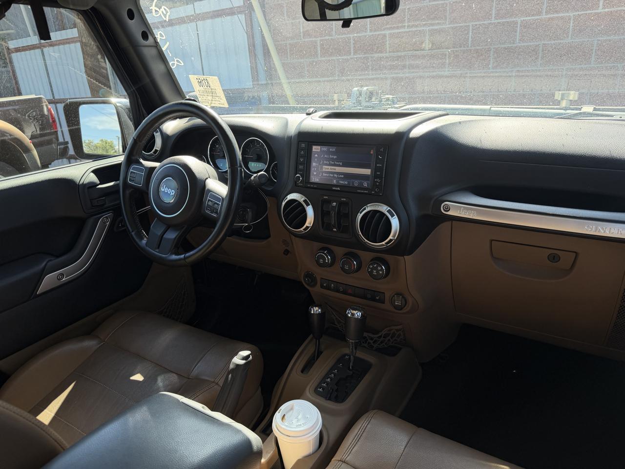 Jeep Wrangler Unlimited 4WD 4dr Sahara 2011
