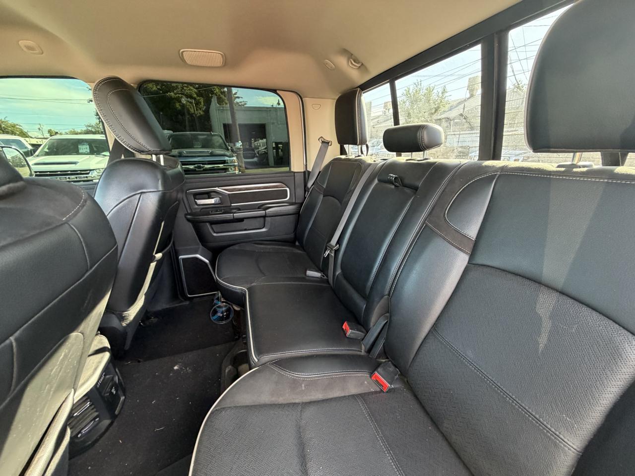 RAM 2500 Laramie 4x4 Crew Cab 6'4" Box 2020