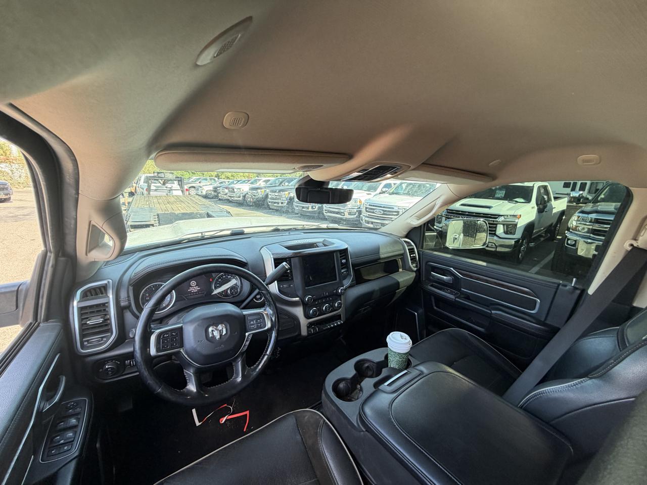 RAM 2500 Laramie 4x4 Crew Cab 6'4" Box 2020