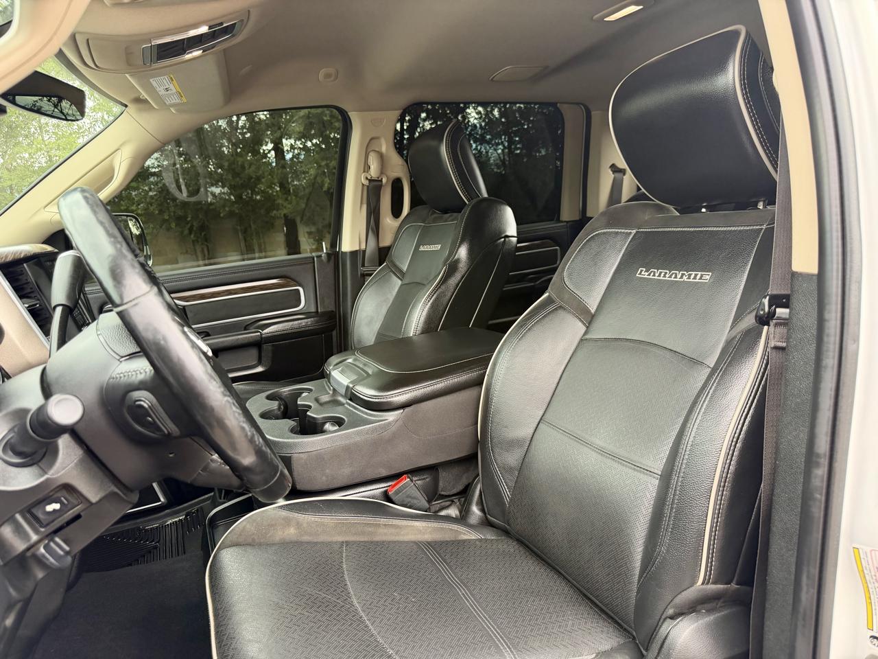 RAM 2500 Laramie 4x4 Crew Cab 6'4" Box 2020