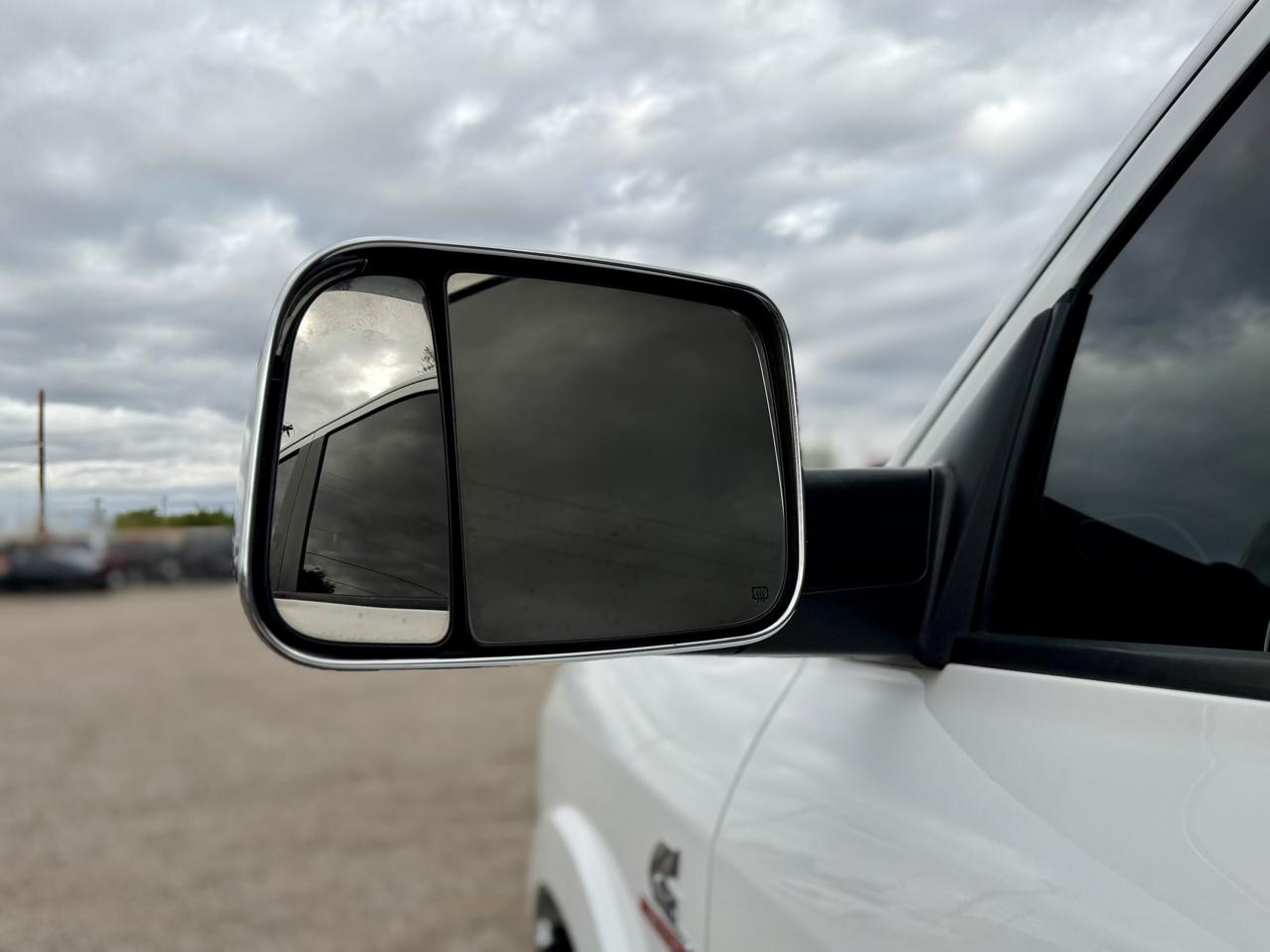 RAM 2500 Laramie 4x4 Crew Cab 6'4" Box 2020