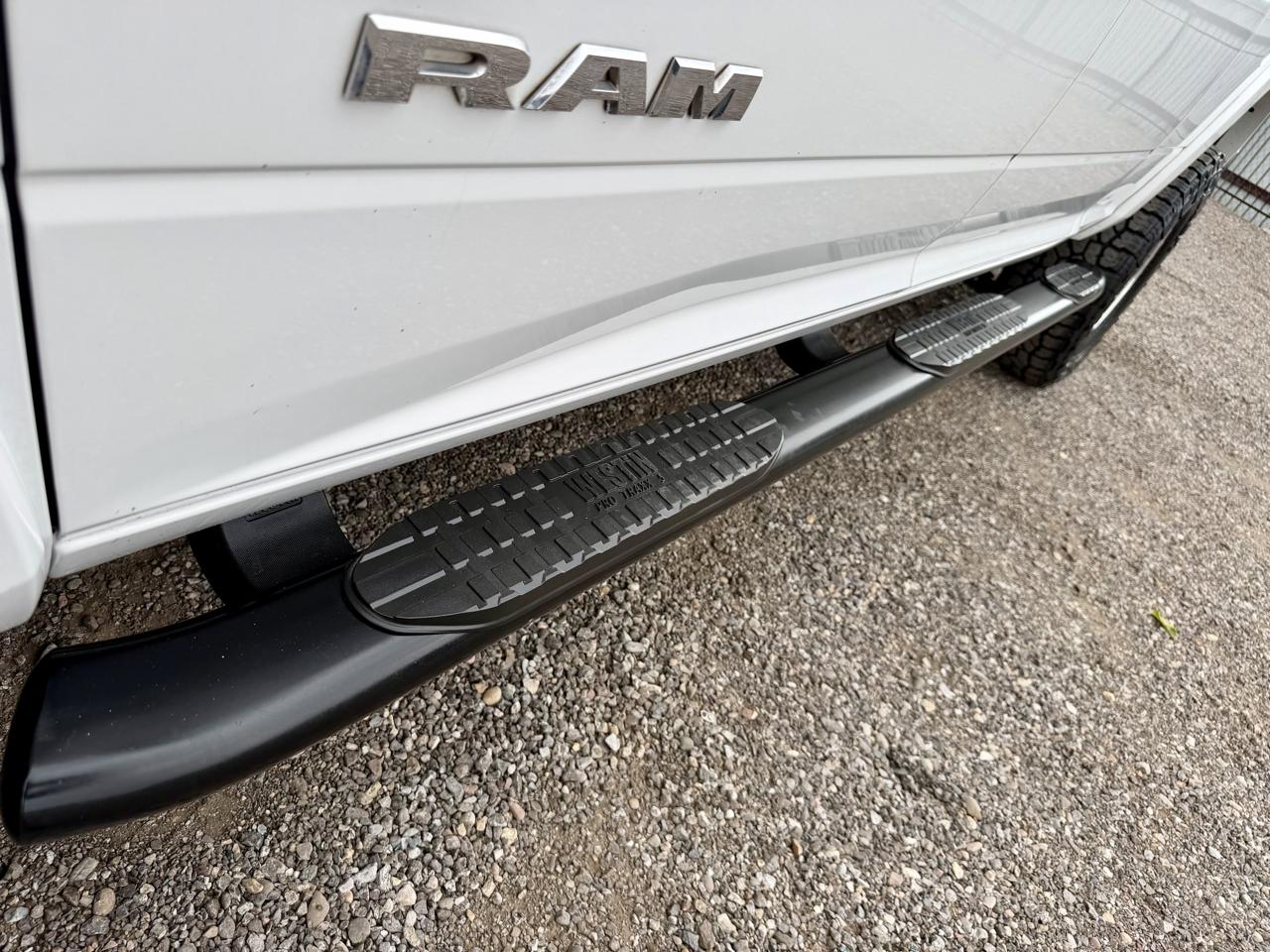 RAM 2500 Laramie 4x4 Crew Cab 6'4" Box 2020