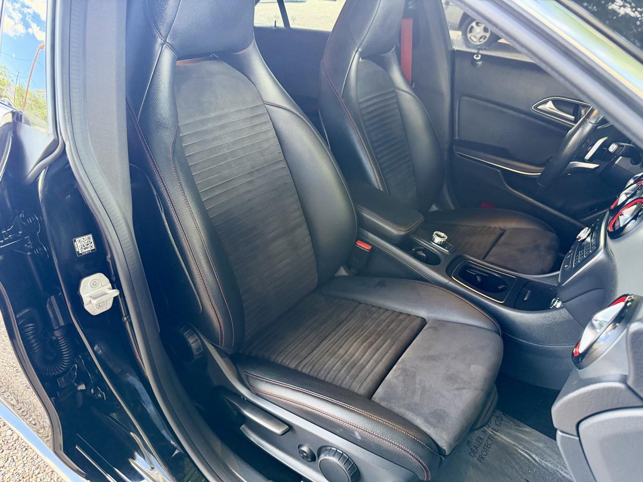 Mercedes-Benz CLA 4dr Sdn CLA 250 4MATIC 2016