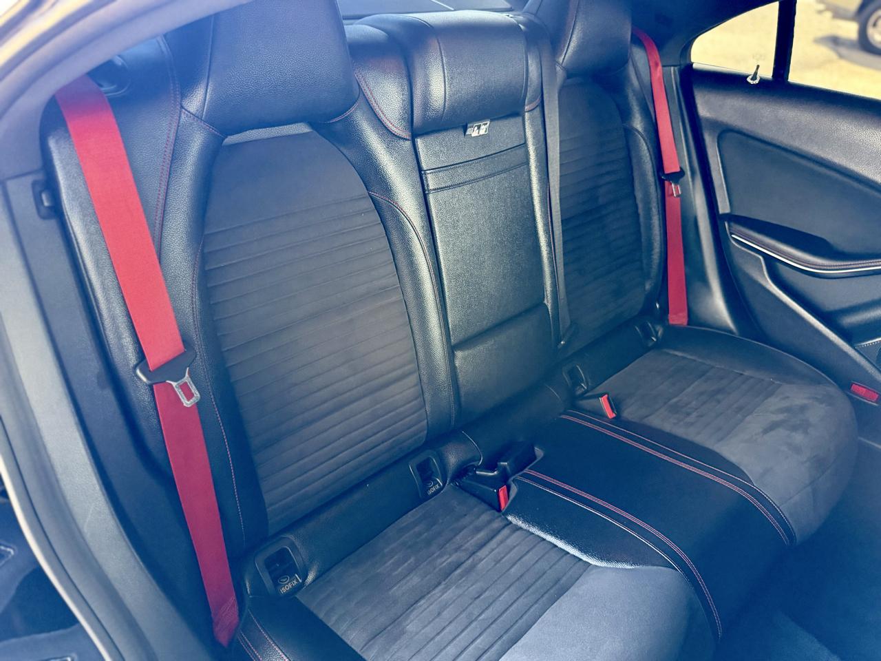 Mercedes-Benz CLA 4dr Sdn CLA 250 4MATIC 2016