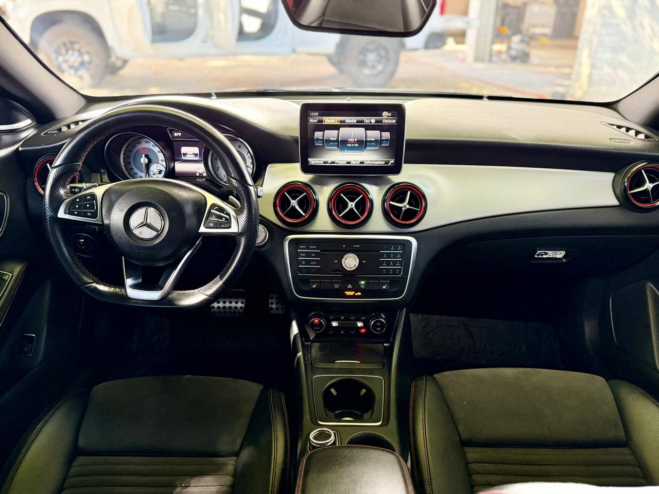 Mercedes-Benz CLA 4dr Sdn CLA 250 4MATIC 2016