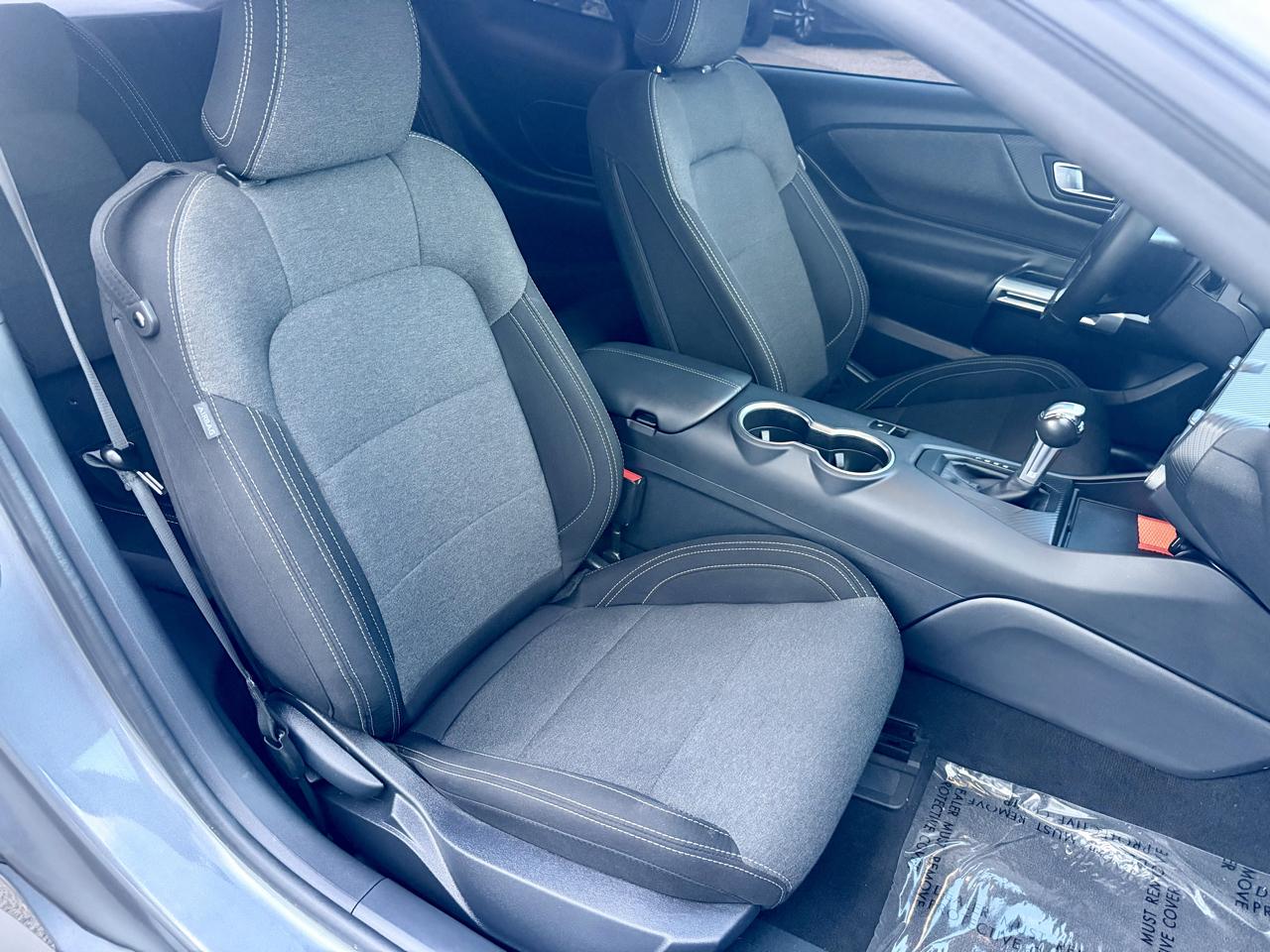 Ford Mustang EcoBoost Fastback 2025