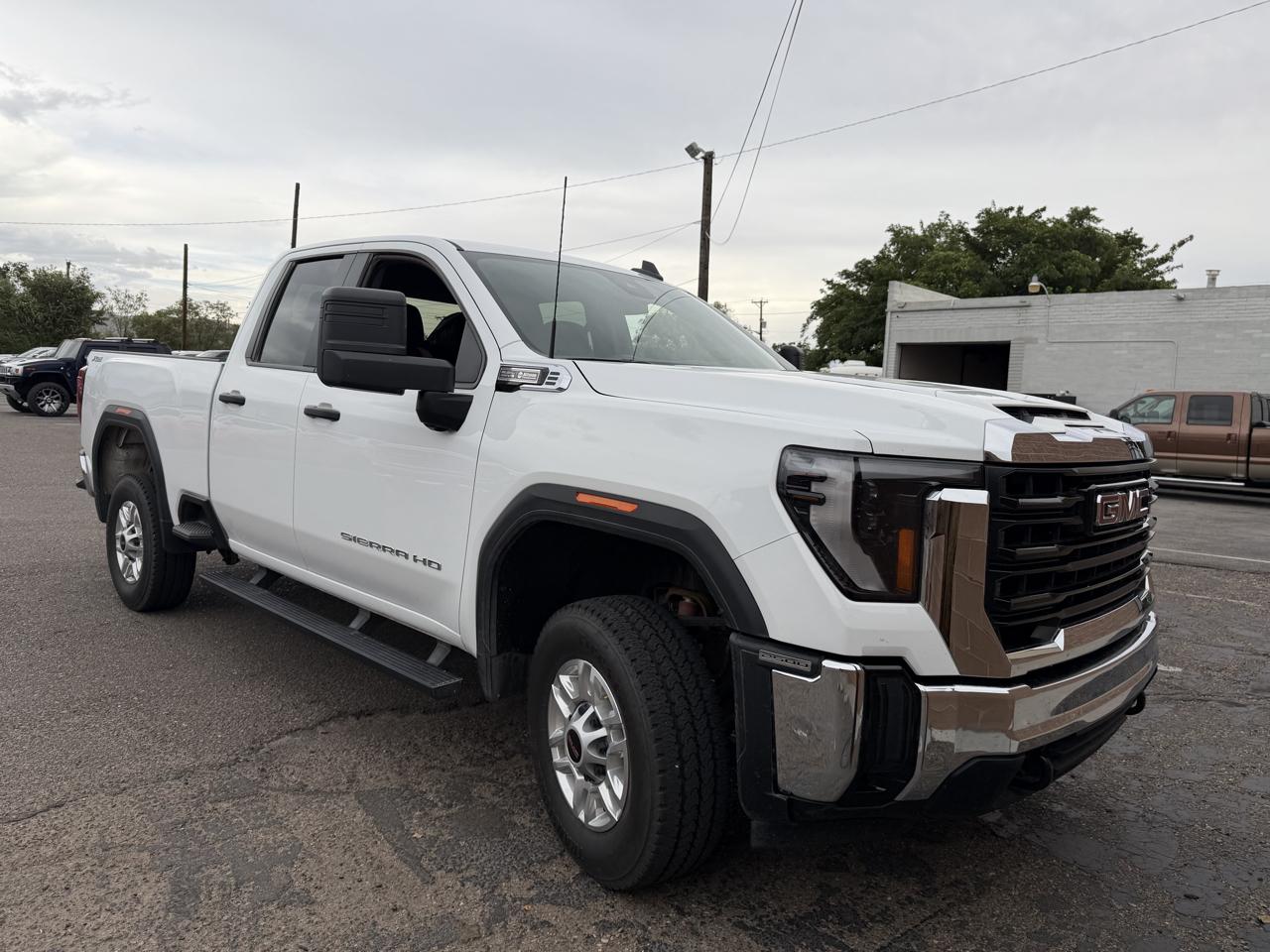 GMC Sierra 2500HD 4WD Double Cab 149" Pro 2026
