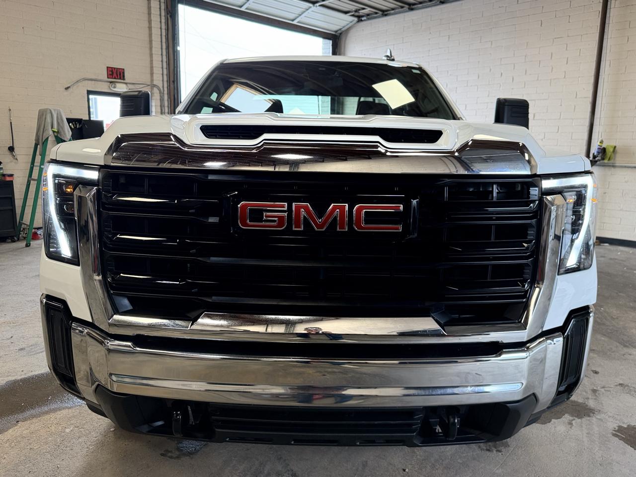 GMC Sierra 2500HD 4WD Double Cab 149" Pro 2026