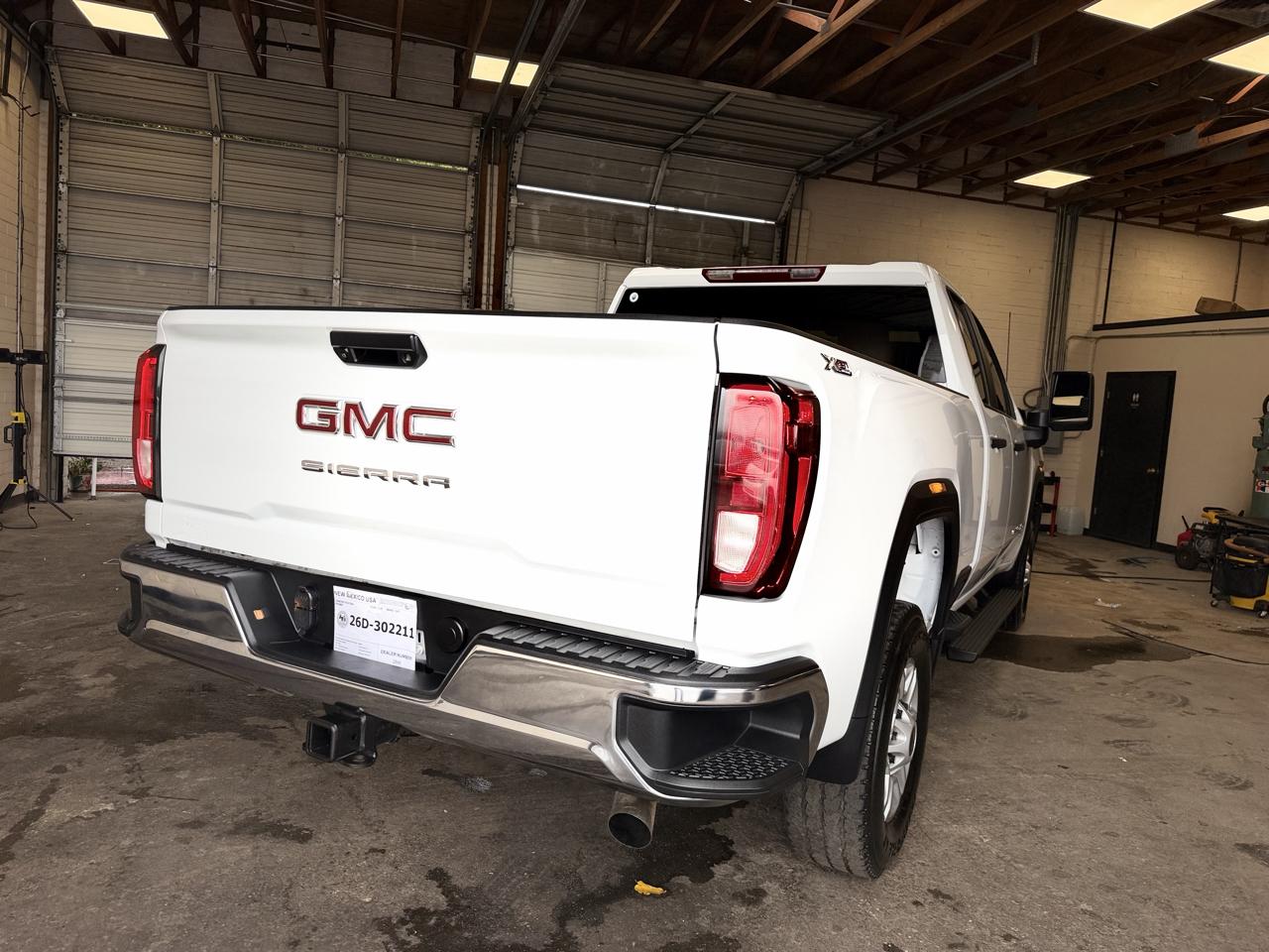 GMC Sierra 2500HD 4WD Double Cab 149" Pro 2026