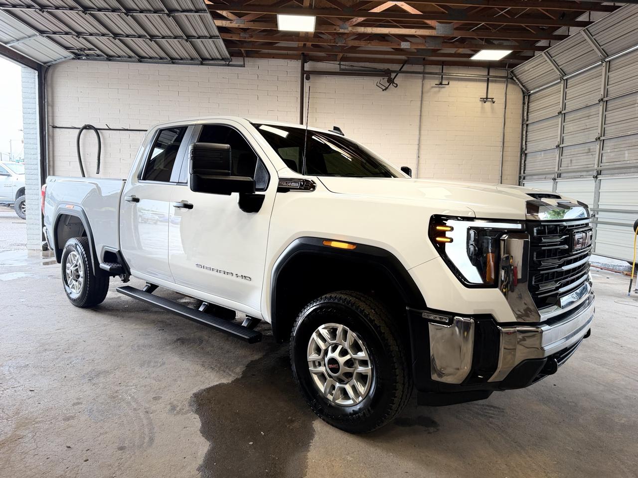 GMC Sierra 2500HD 4WD Double Cab 149" Pro 2026