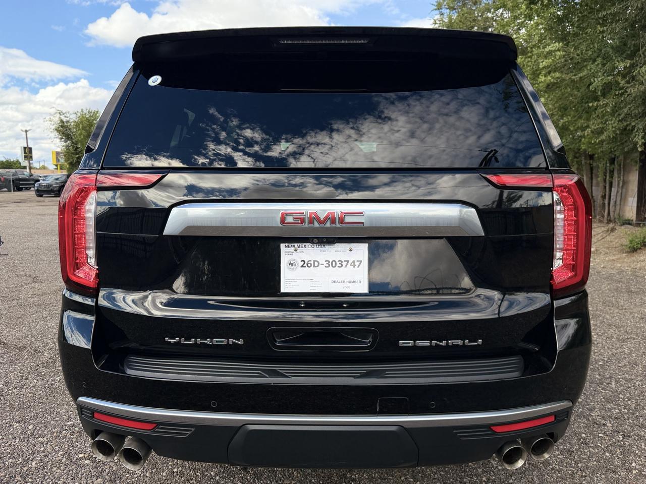 GMC Yukon XL photo 7