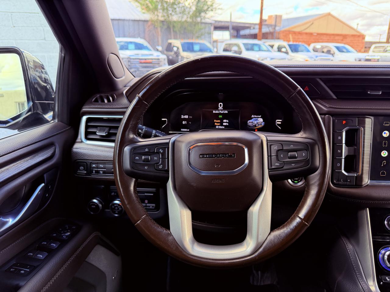 GMC Yukon XL photo 28