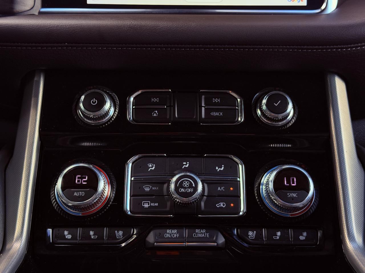 GMC Yukon XL photo 30
