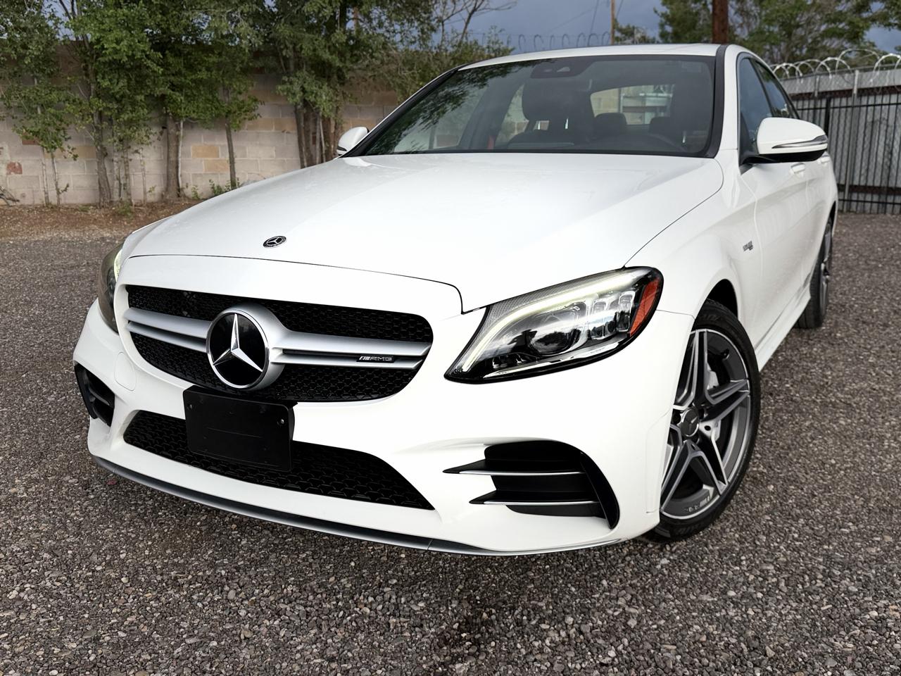 Mercedes-Benz C-Class photo 2