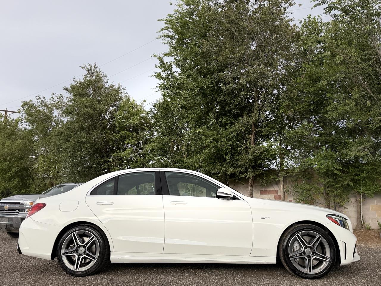 Mercedes-Benz C-Class photo 12