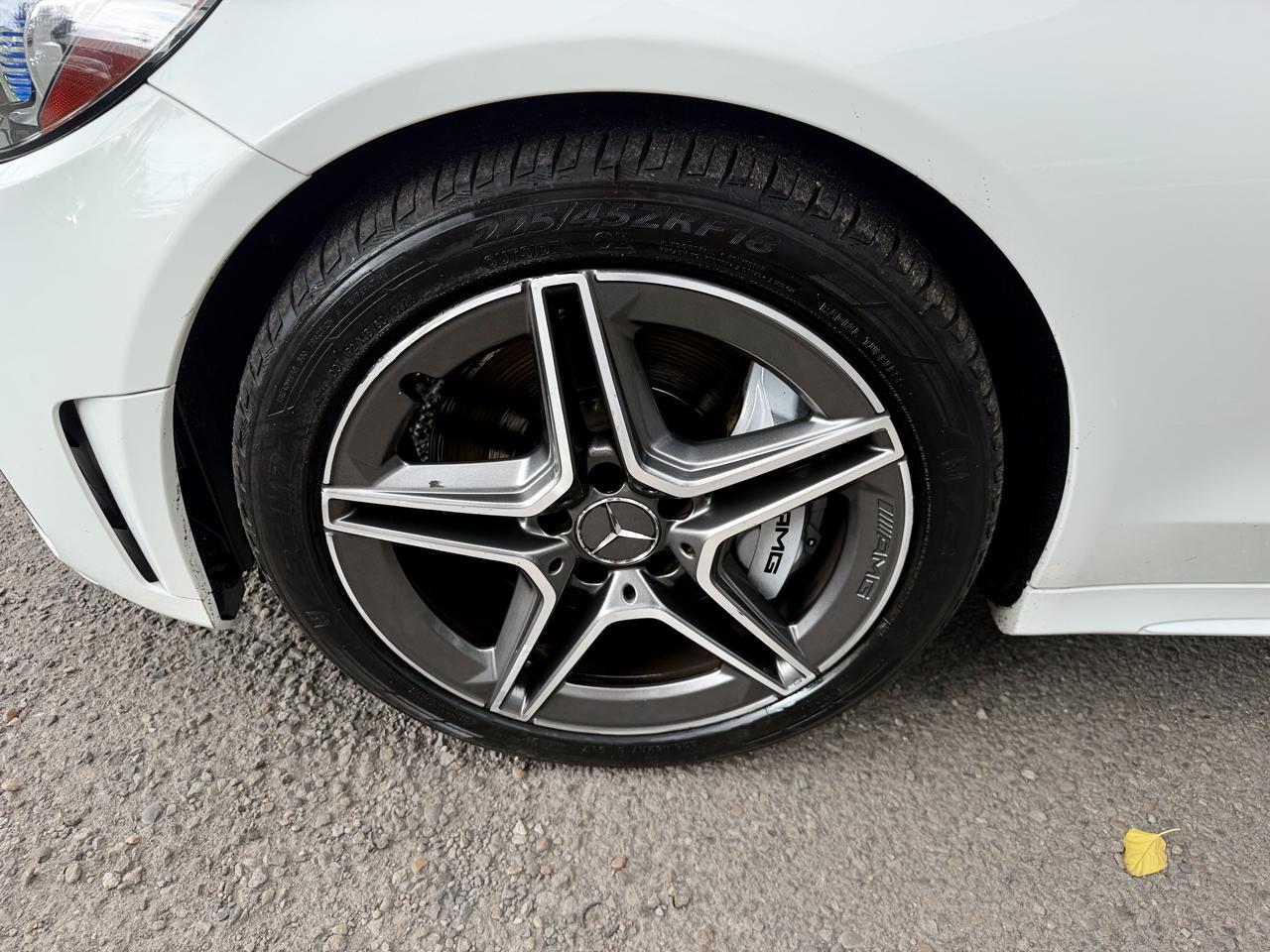 Mercedes-Benz C-Class photo 36