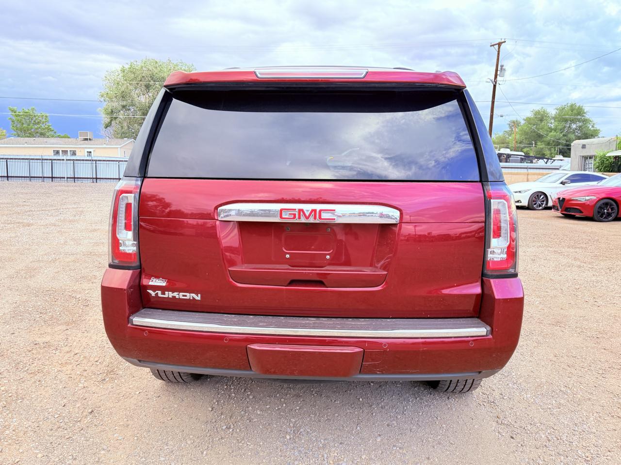 GMC Yukon 4WD 4dr Denali 2018