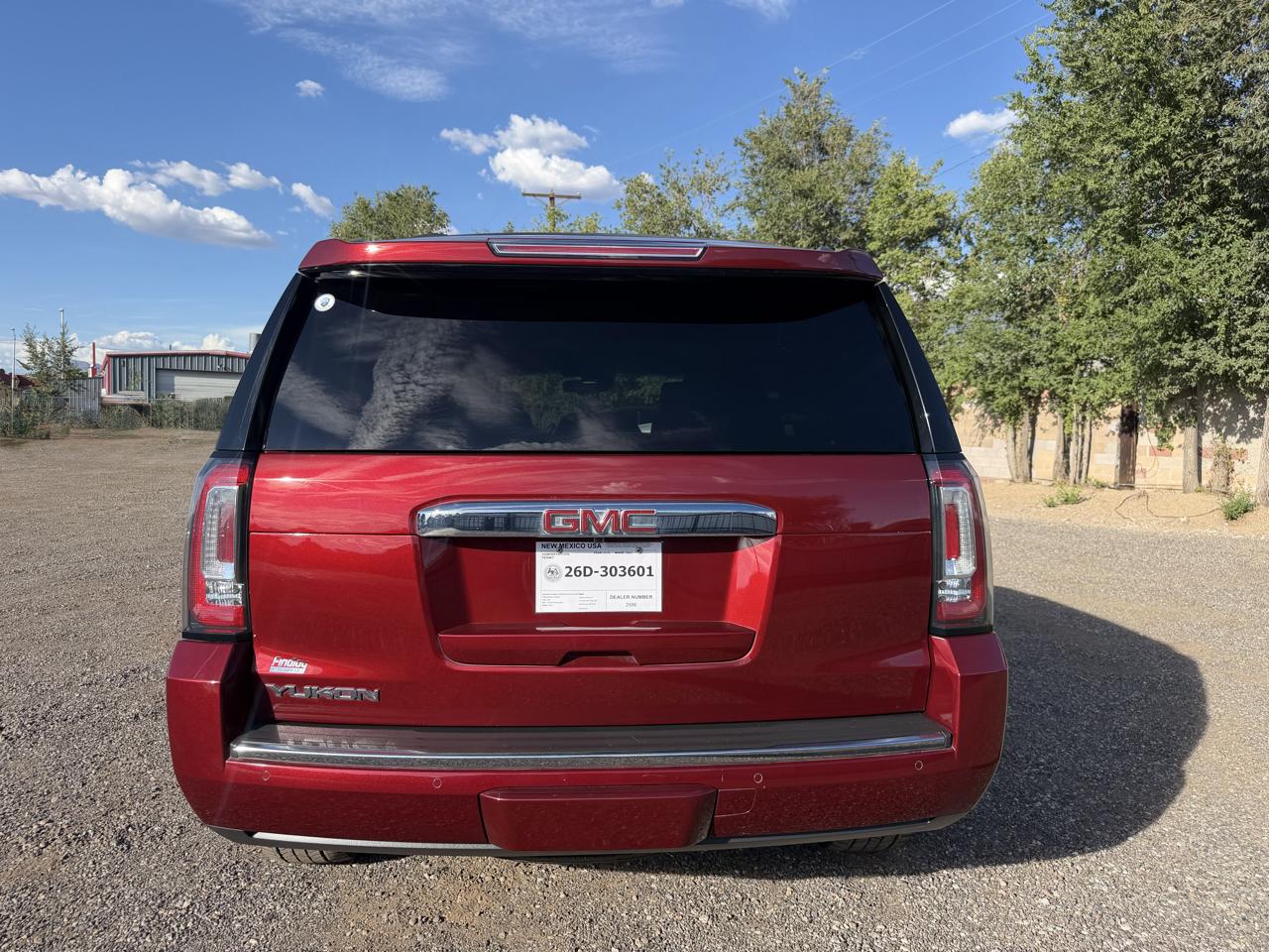 GMC Yukon photo 4