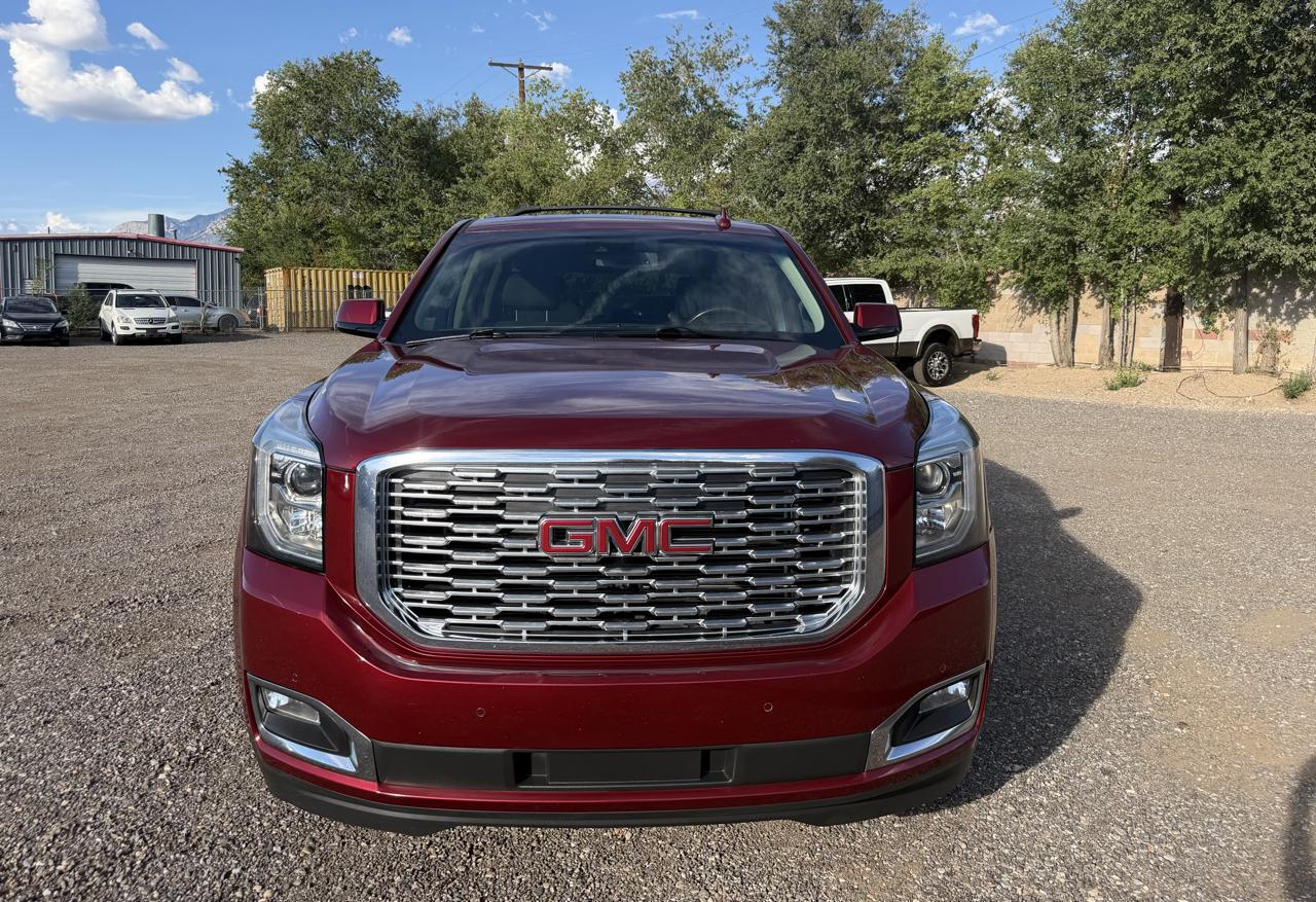 GMC Yukon photo 8