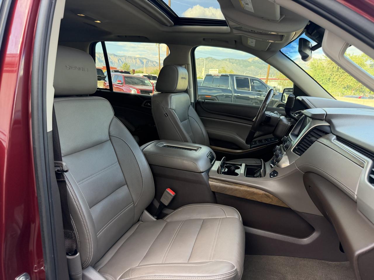 GMC Yukon photo 19