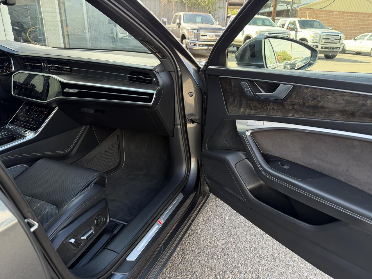 Audi A6 photo 18