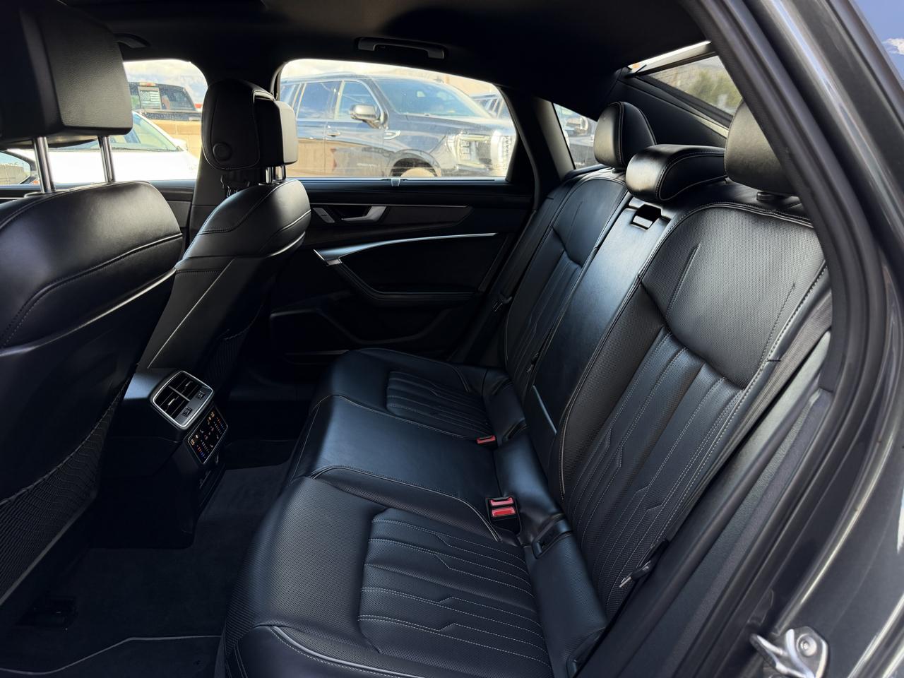 Audi A6 photo 25
