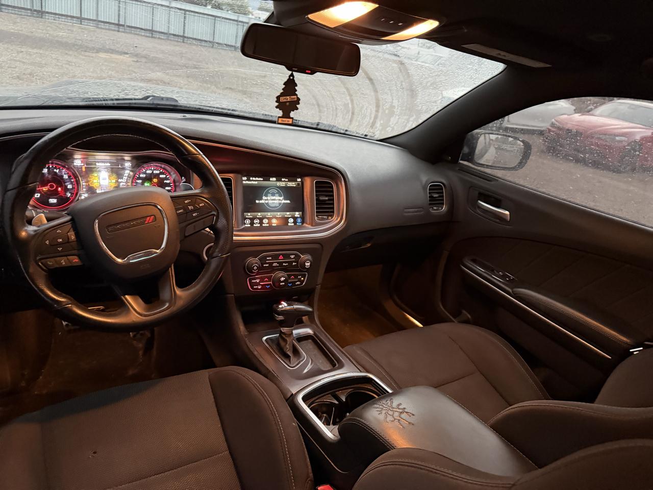 Dodge Charger photo 7