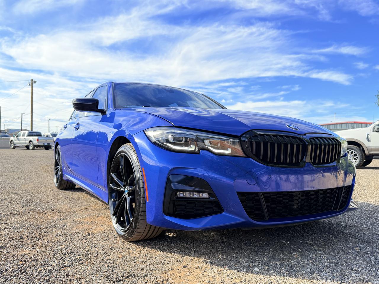 BMW 330i photo 12