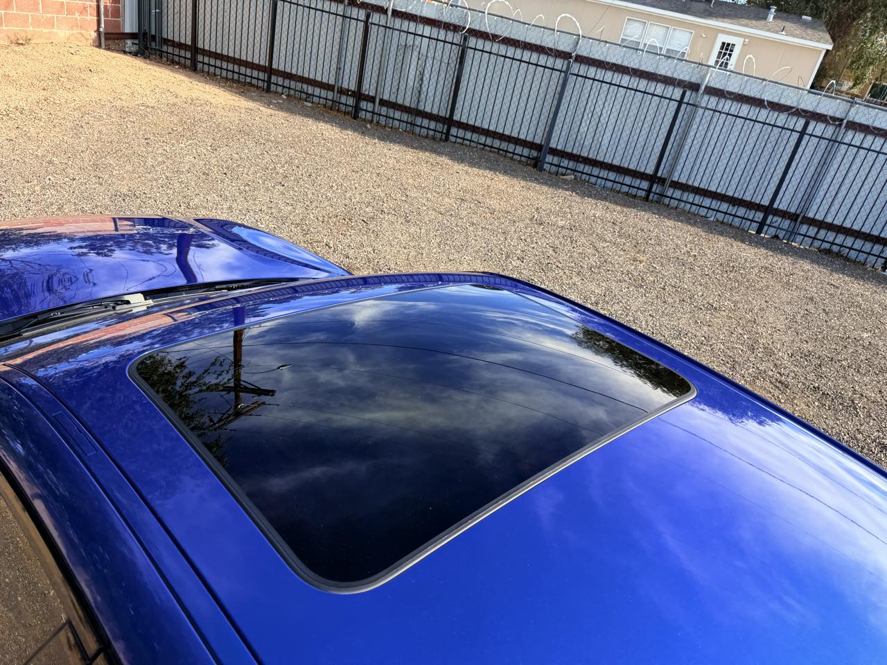 BMW 330i photo 13